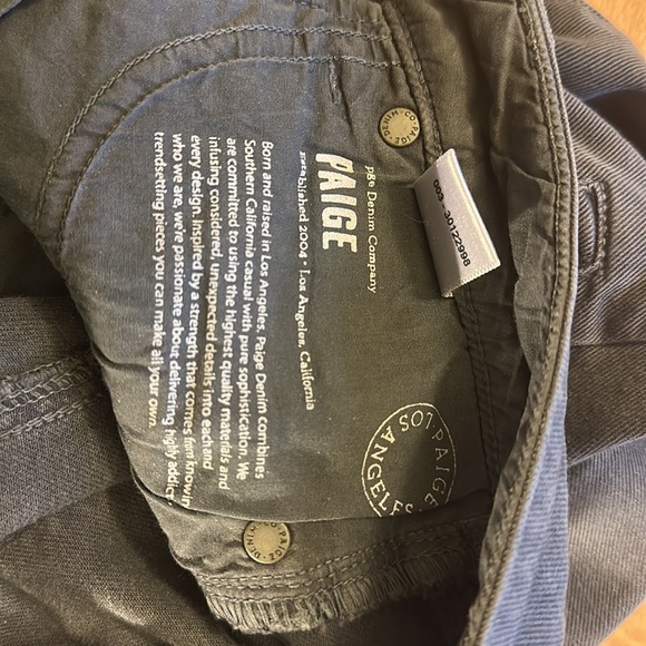 Paige Denim Jeans.  Size 26.  Low Waist zip detail skinny Jeans - Picture 5 of 6